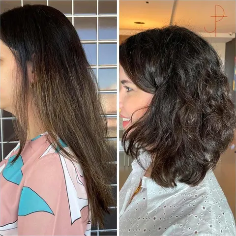 Antes e depois de uma cliente do Cronograma Capilar Personalizado